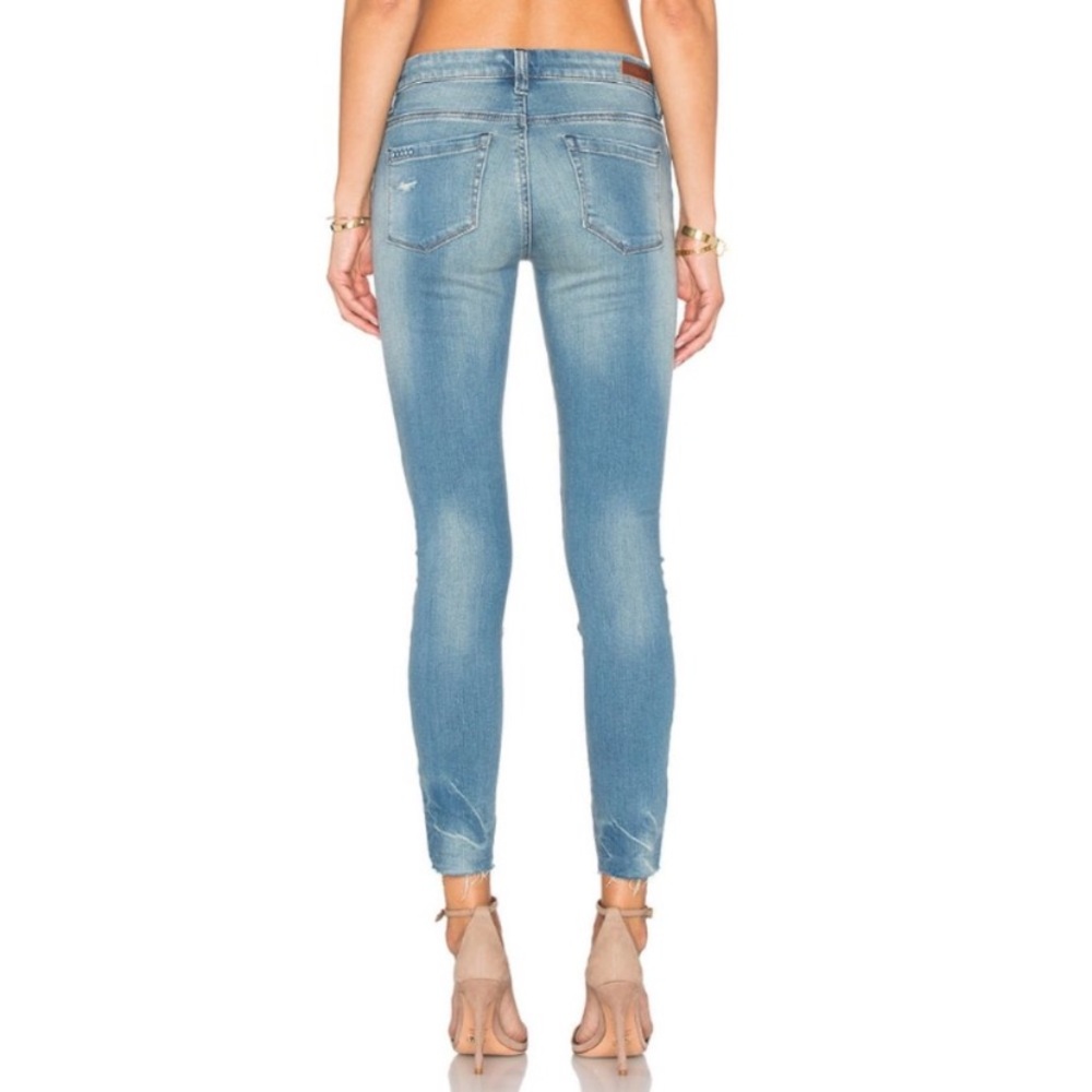 Blank NYC | Low Rise Skinny Crop Jeans | Light Wash | Distressed | 27 🕦